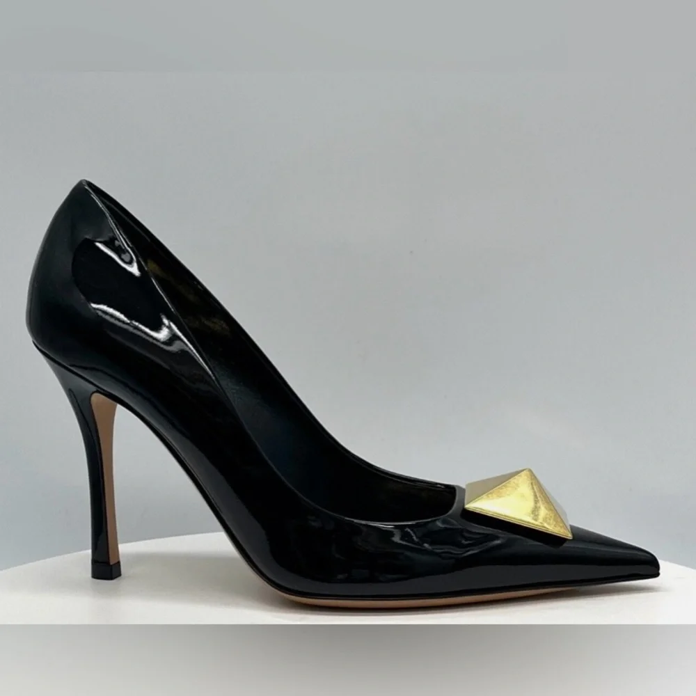 NEW Valentino Garavani One Stud Pointy-toe Patent Leather Pumps. 7.5 US/37.5 EU - Picture 8 of 13